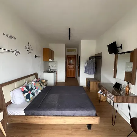 Jimmy's مدينة سكياثوس