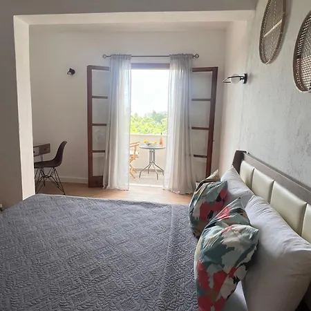 بيت ضيافة Jimmy's مدينة سكياثوس